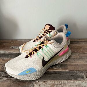 NWOT Nike React Infinity